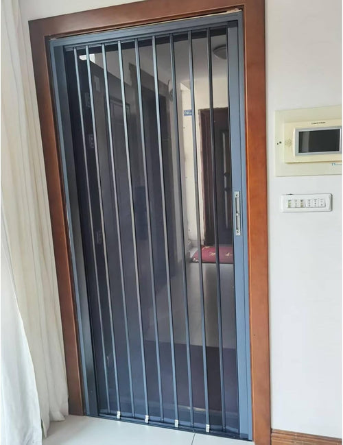Adjustable Retractable Mesh Screen Door